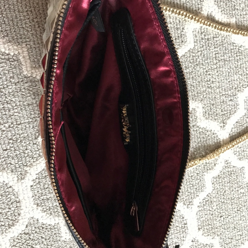 Convertible Clutch - Picture 2 of 2
